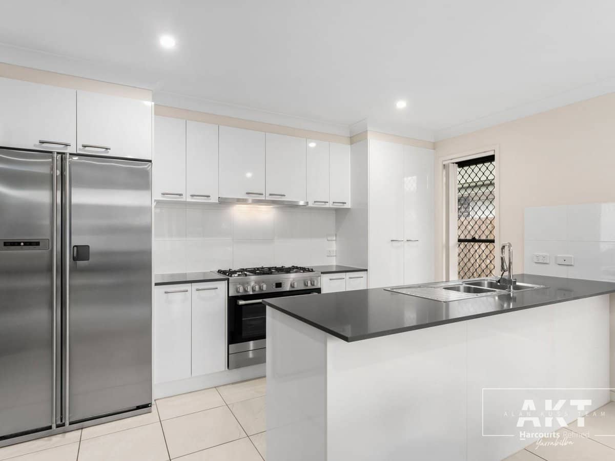 39 Orb Street, YARRABILBA - Thumbnail 2