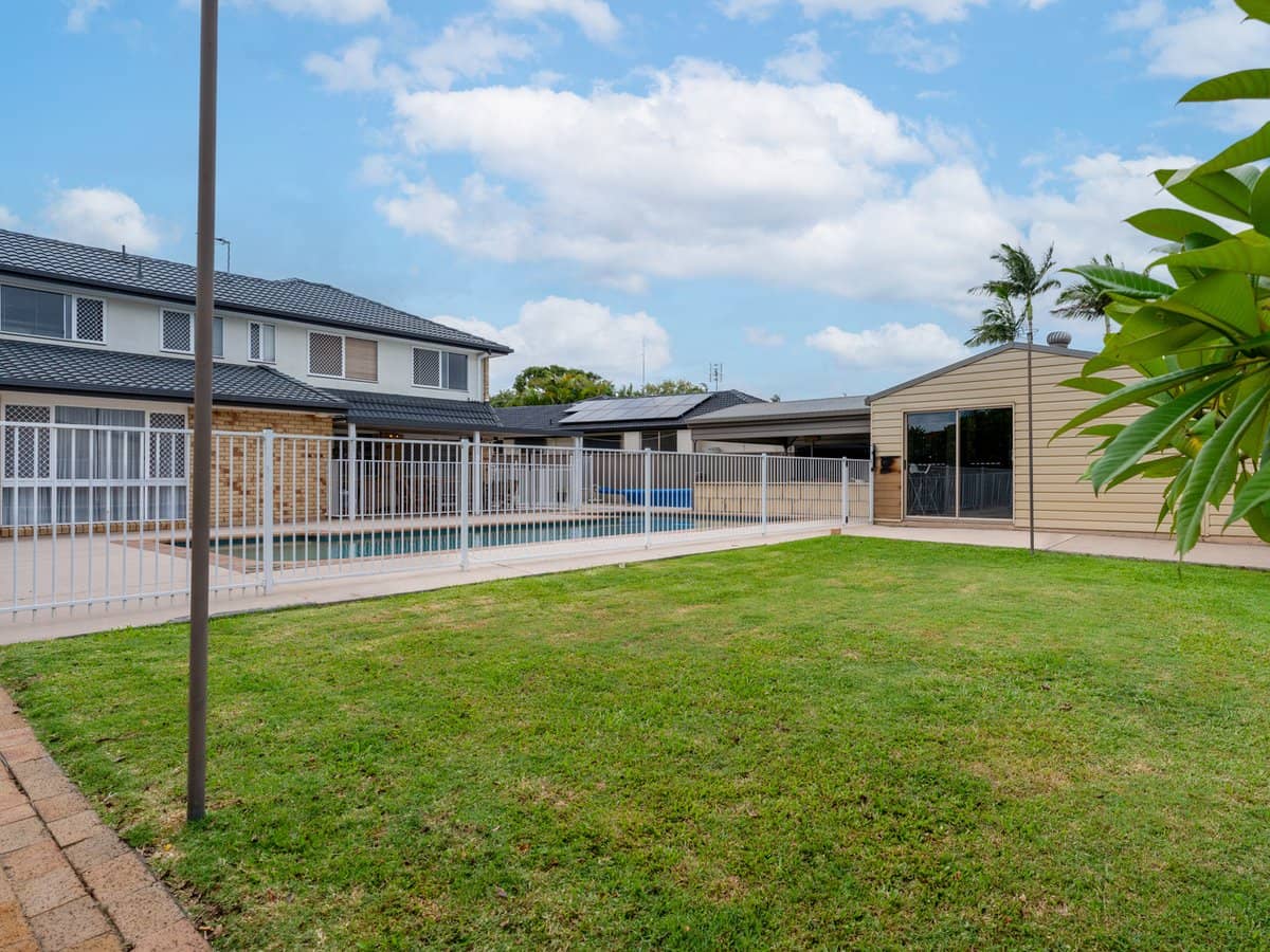 10 Greenwood Court, Helensvale - Thumbnail 4