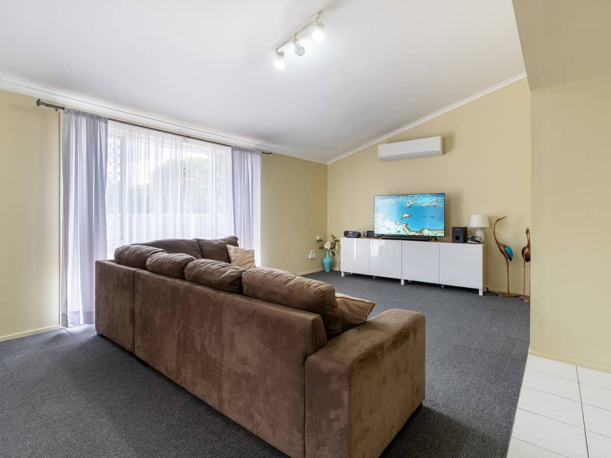 10 Greenwood Court, Helensvale - Thumbnail 8