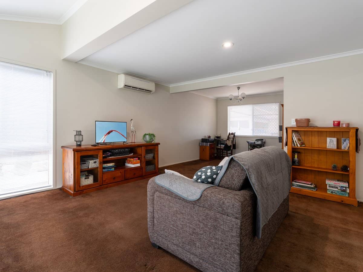 10 Greenwood Court, Helensvale - Thumbnail 13