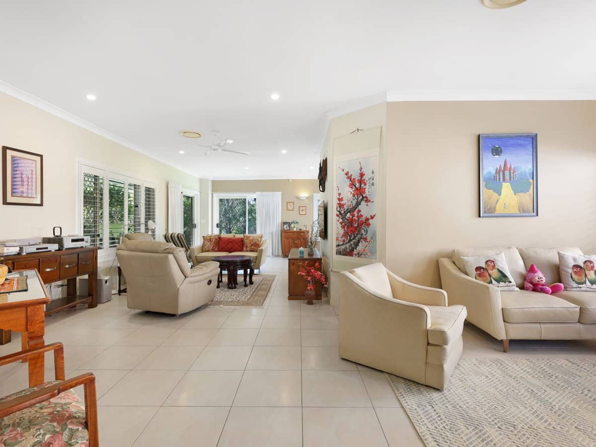 21 Dalloway Court, Arundel - Thumbnail 4