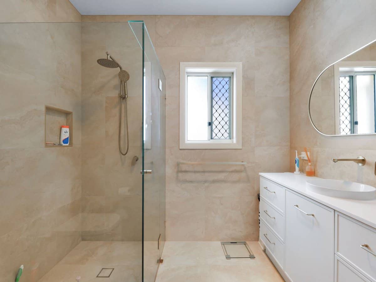 21 Dalloway Court, Arundel - Thumbnail 8