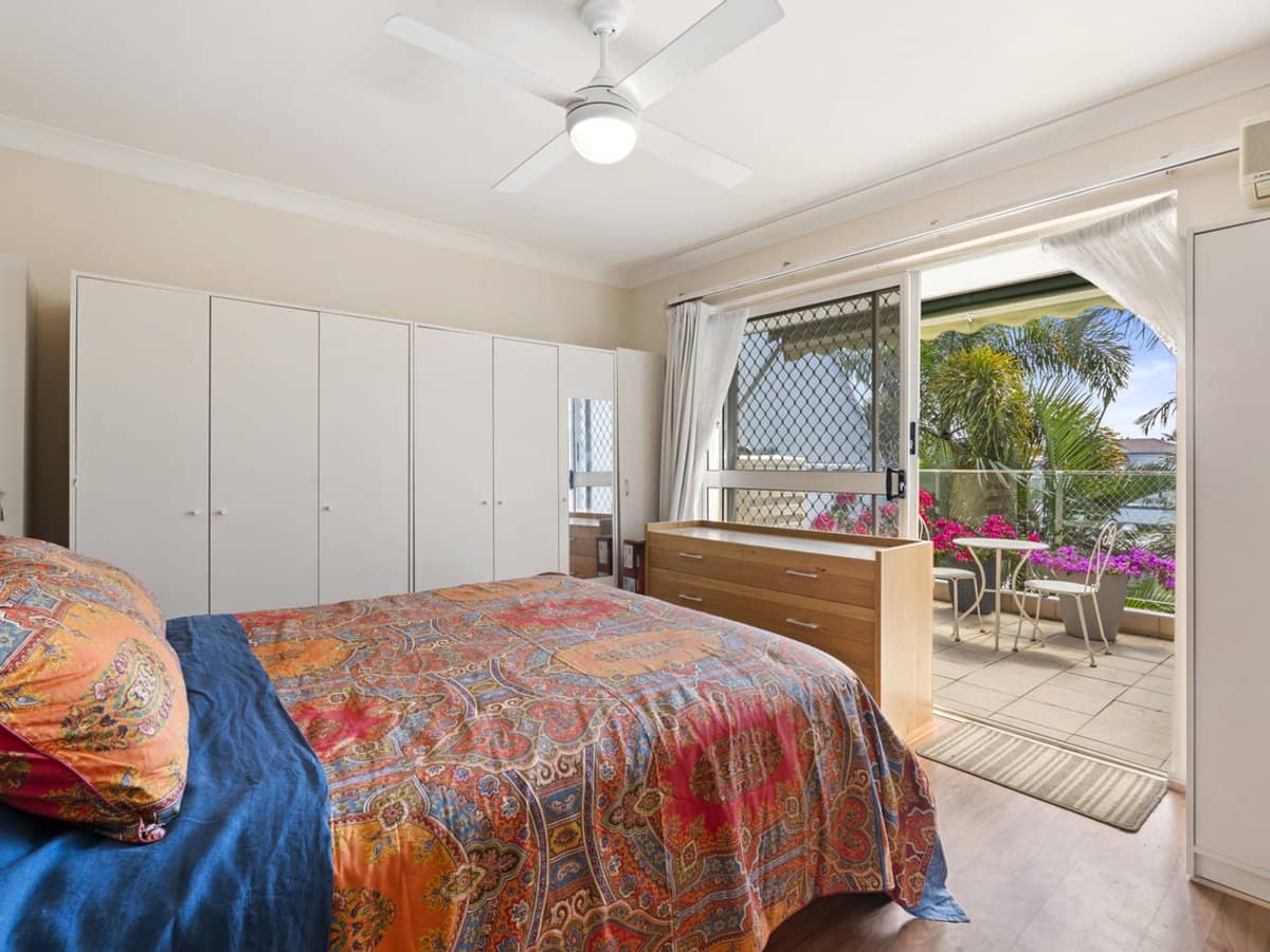 100 Morala Avenue, RUNAWAY BAY - Thumbnail 13