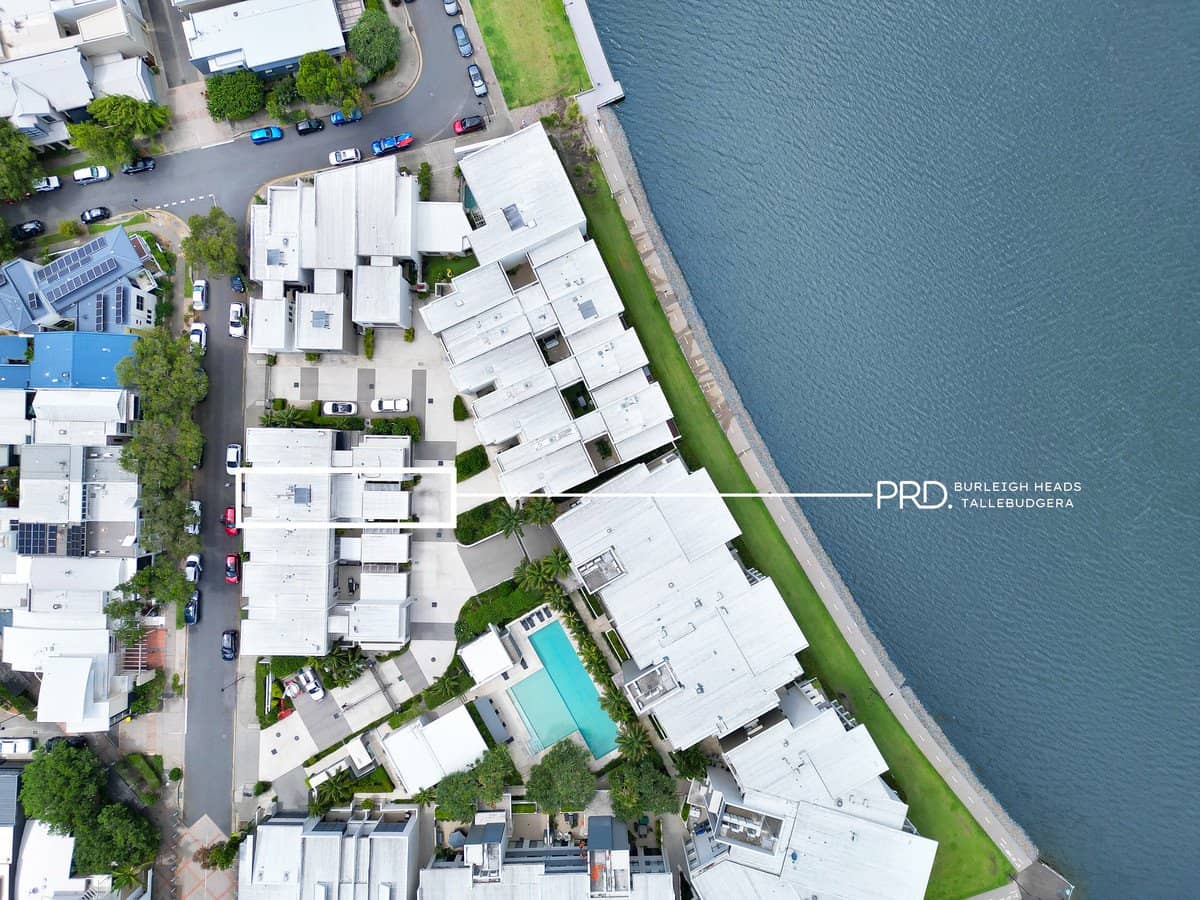 9 Moores Crescent, Varsity Lakes - Thumbnail 2