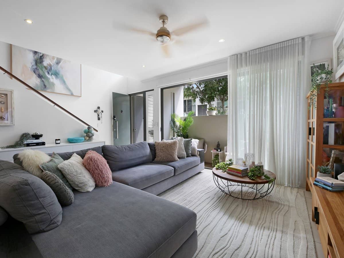 9 Moores Crescent, Varsity Lakes - Thumbnail 9