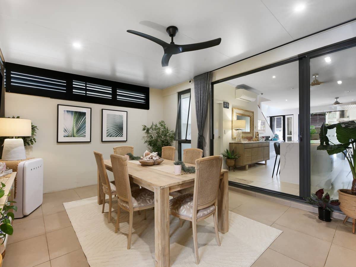 9 Moores Crescent, Varsity Lakes - Thumbnail 13