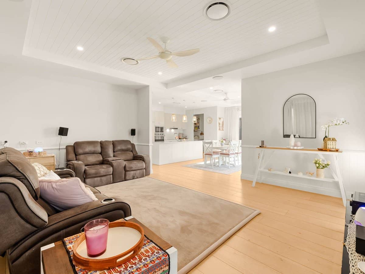 1 Manuka Road, LOGAN VILLAGE - Thumbnail 17