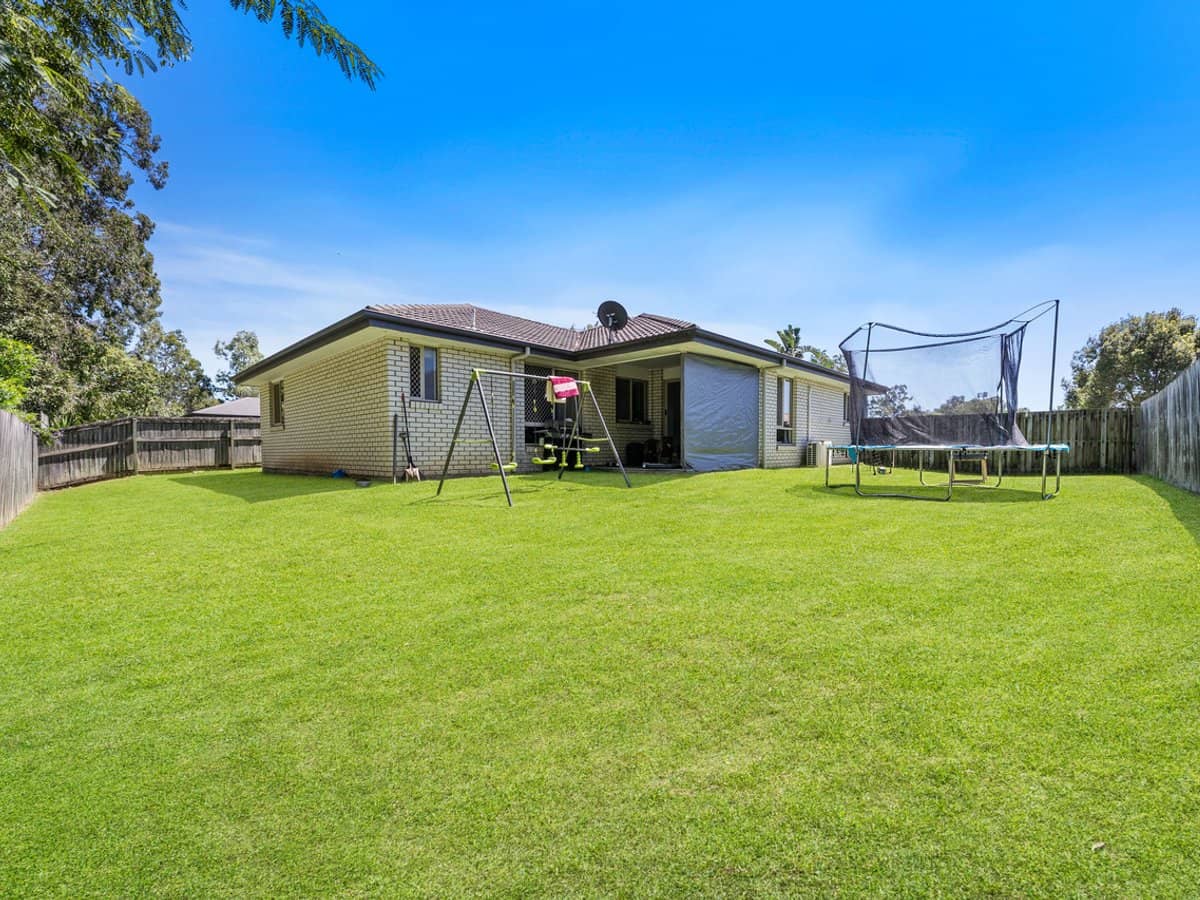 3 Emerson Road, BANNOCKBURN - Thumbnail 2