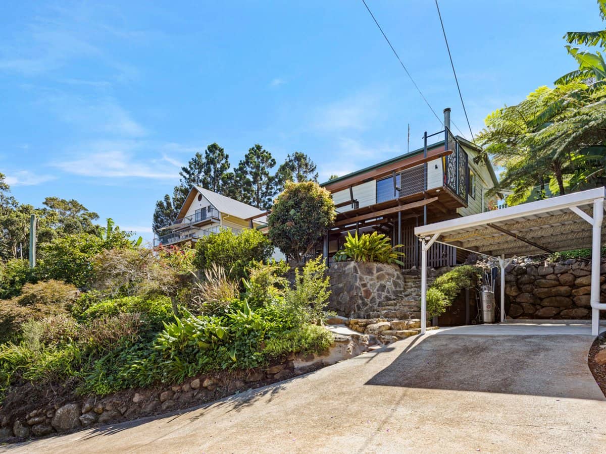 7 Jacaranda Court, Beechmont - Thumbnail 1