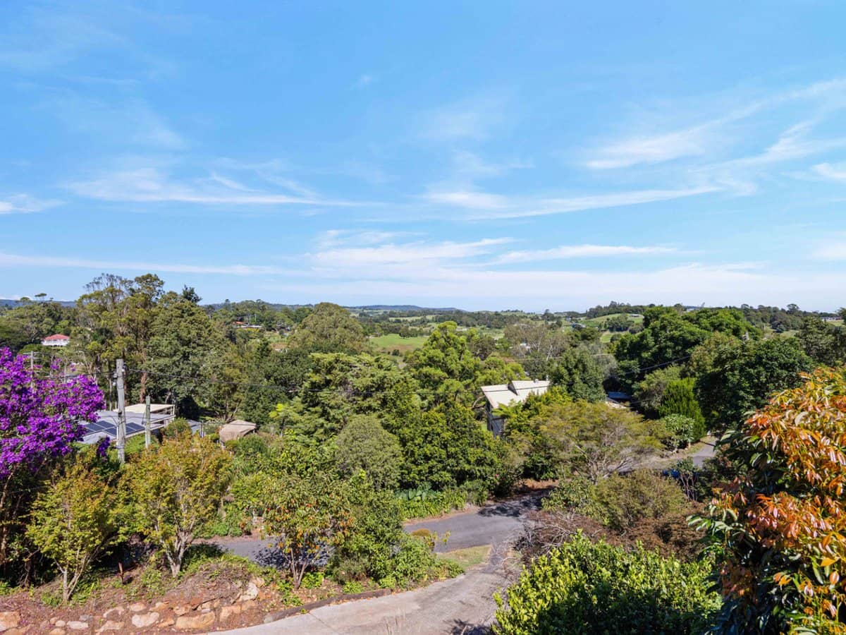 7 Jacaranda Court, Beechmont - Thumbnail 18