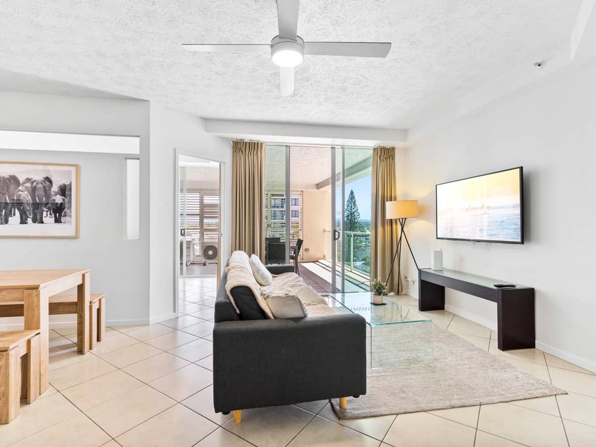 18 Fern Street, SURFERS PARADISE - Thumbnail 5