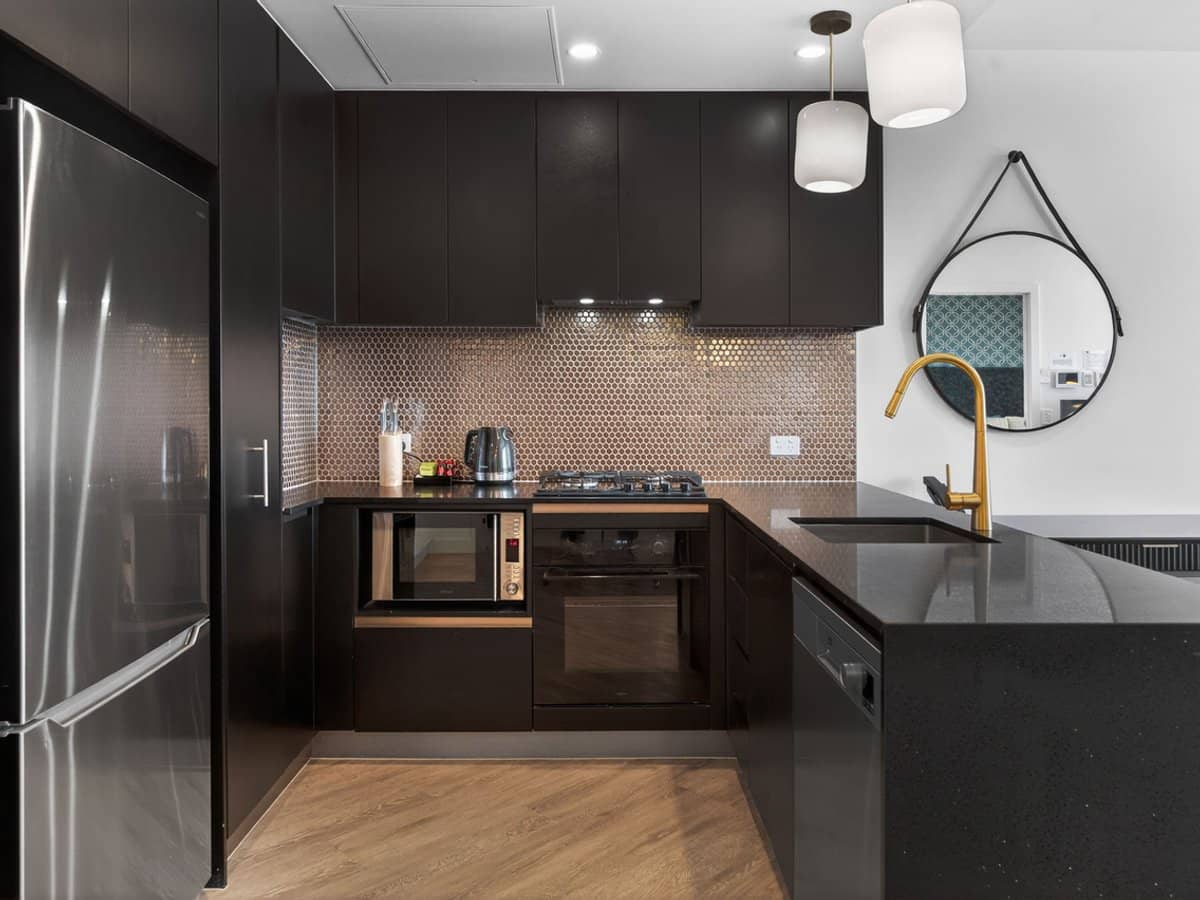 59 Meron Street, Southport - Thumbnail 2