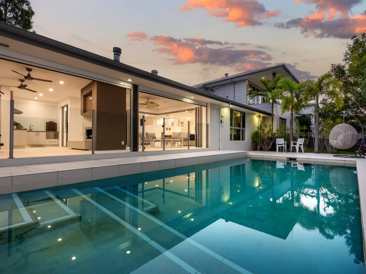 1 Katinka Circuit, COOMERA WATERS - Thumbnail 2