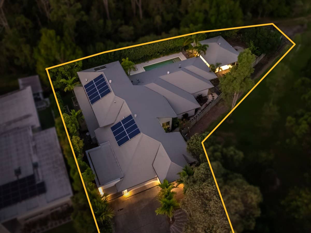 1 Katinka Circuit, COOMERA WATERS - Thumbnail 7