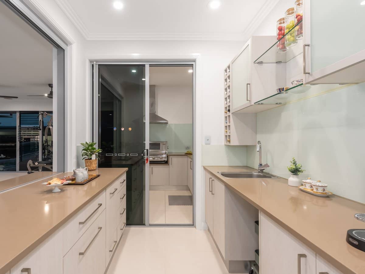 1 Katinka Circuit, COOMERA WATERS - Thumbnail 13