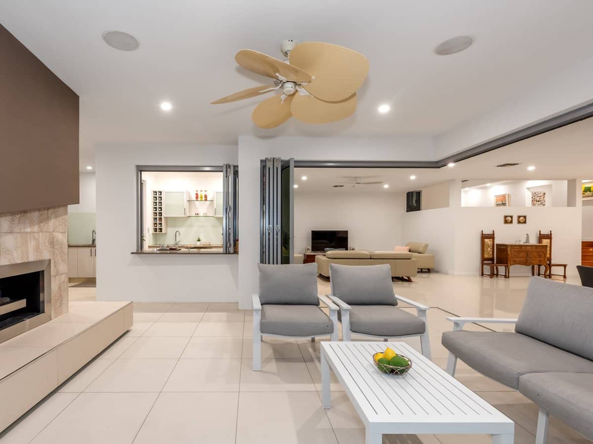 1 Katinka Circuit, COOMERA WATERS - Thumbnail 14