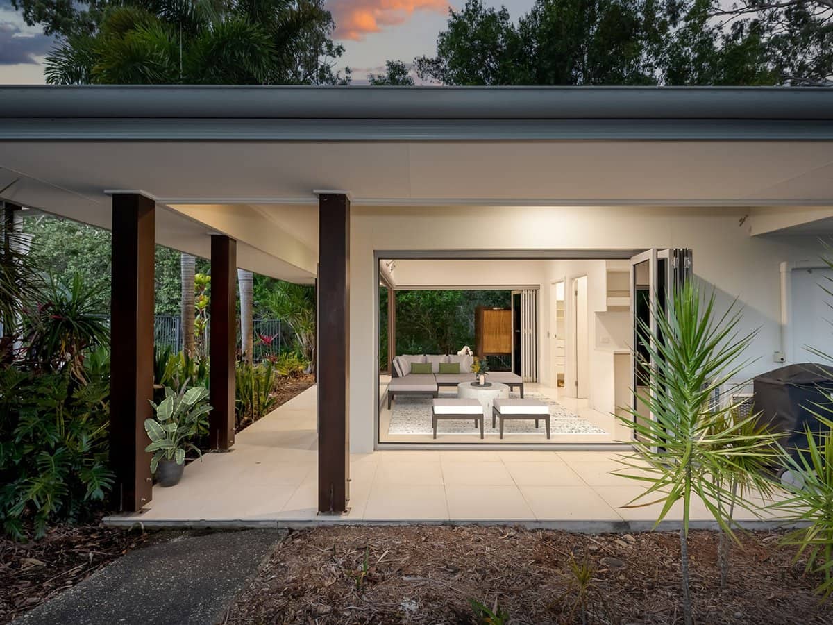 1 Katinka Circuit, COOMERA WATERS - Thumbnail 28