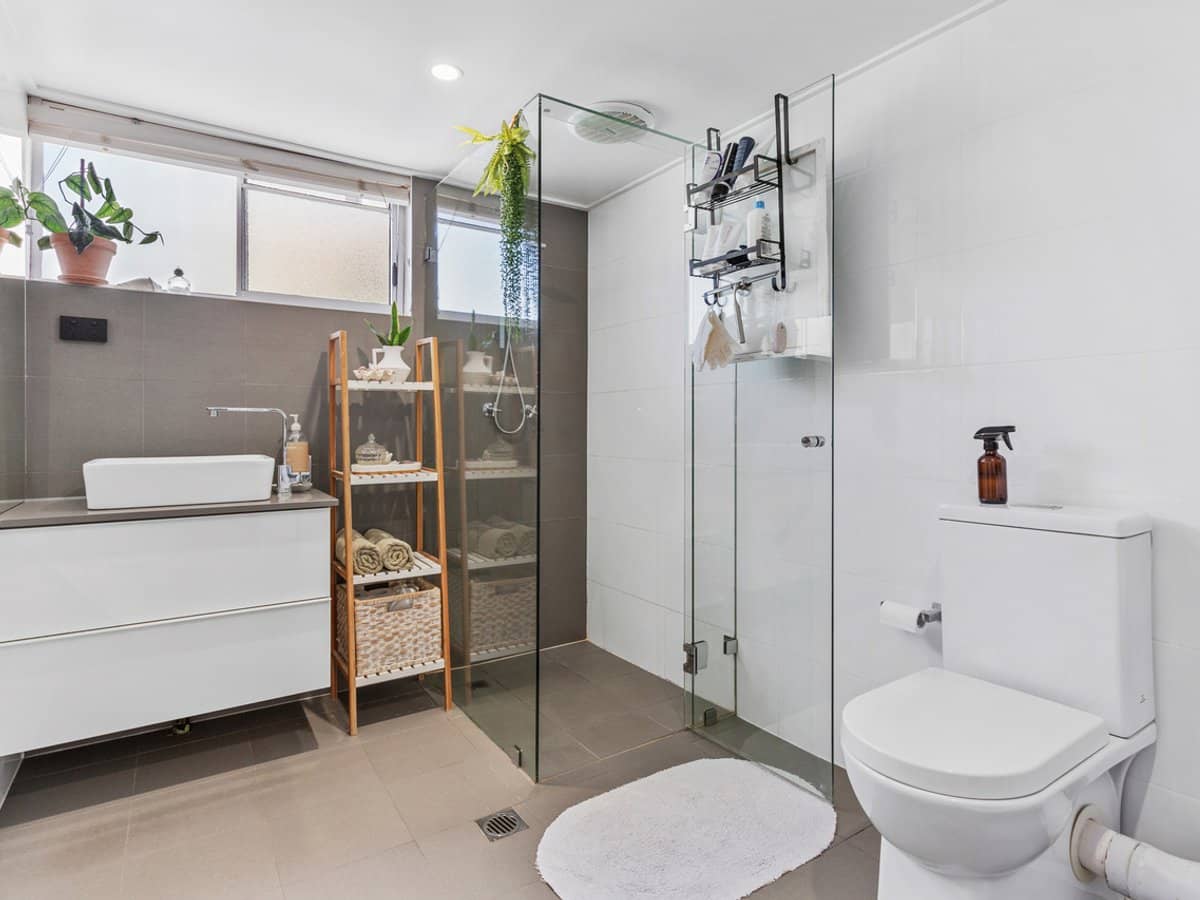 3/22 Garrick Street, Coolangatta - Thumbnail 4