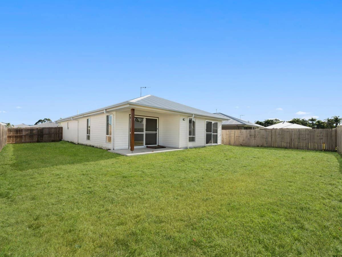 8 Manuka Road, LOGAN VILLAGE - Thumbnail 17