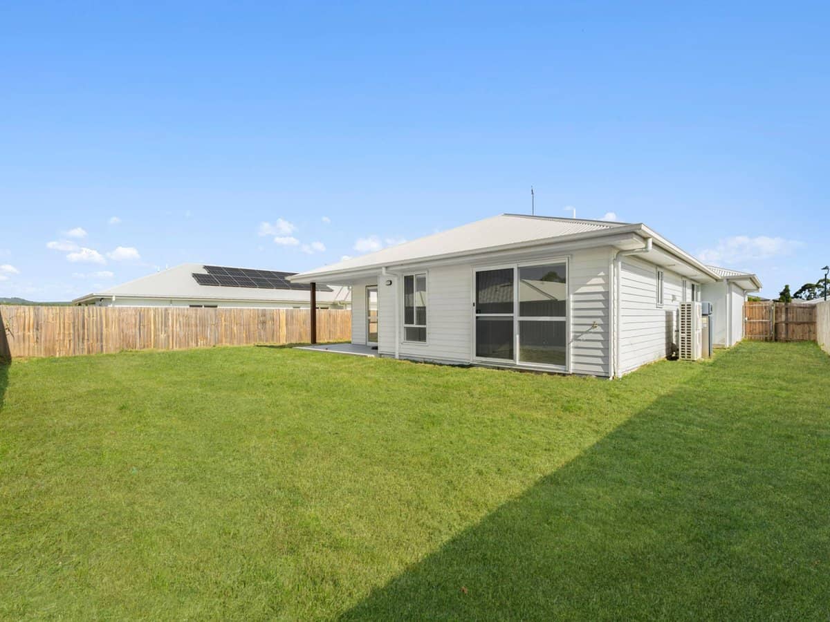 8 Manuka Road, LOGAN VILLAGE - Thumbnail 18