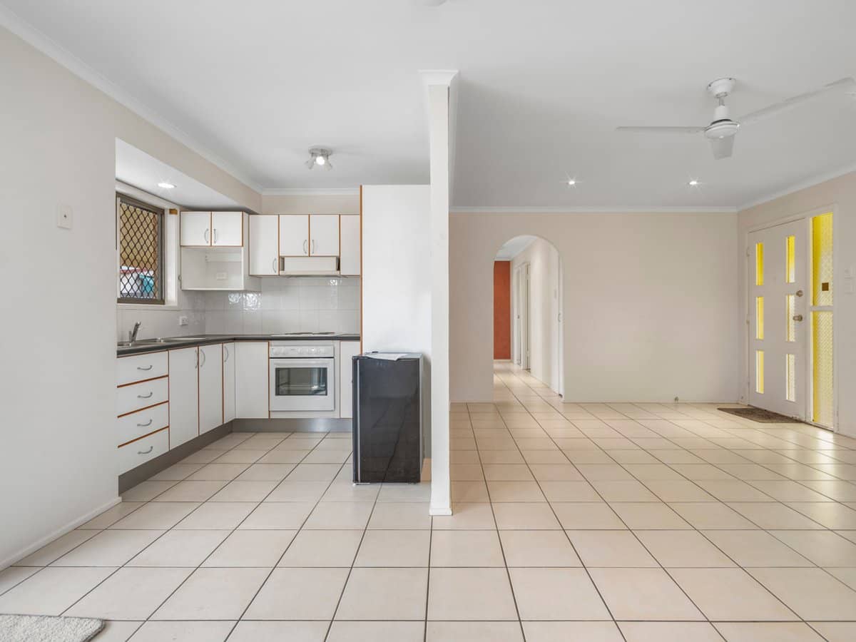 37 Harding Boulevard, MOUNT WARREN PARK - Thumbnail 5