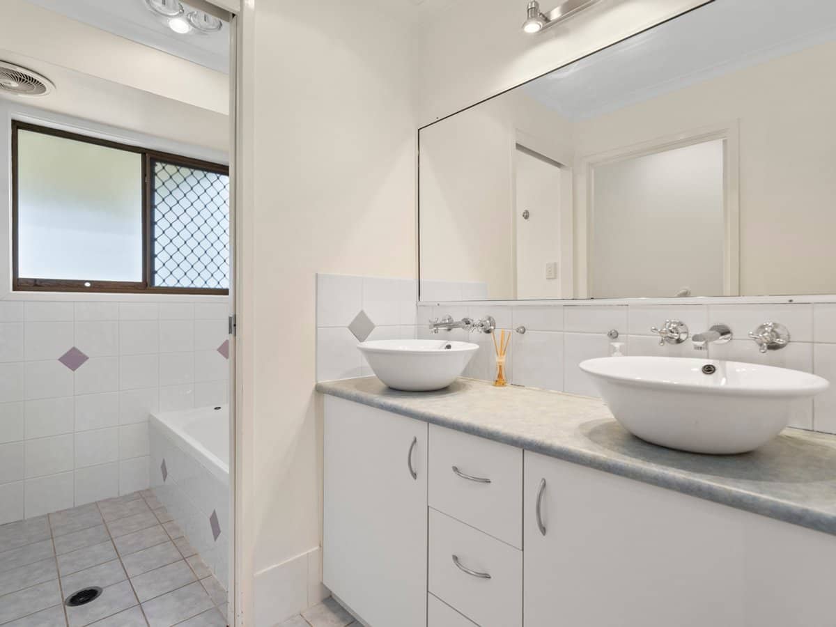 37 Harding Boulevard, MOUNT WARREN PARK - Thumbnail 13