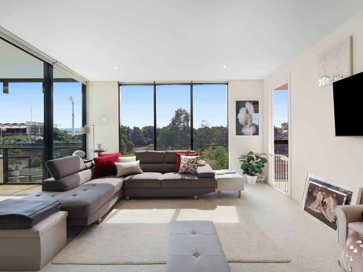 1 Marina Drive, Benowa - Thumbnail 4