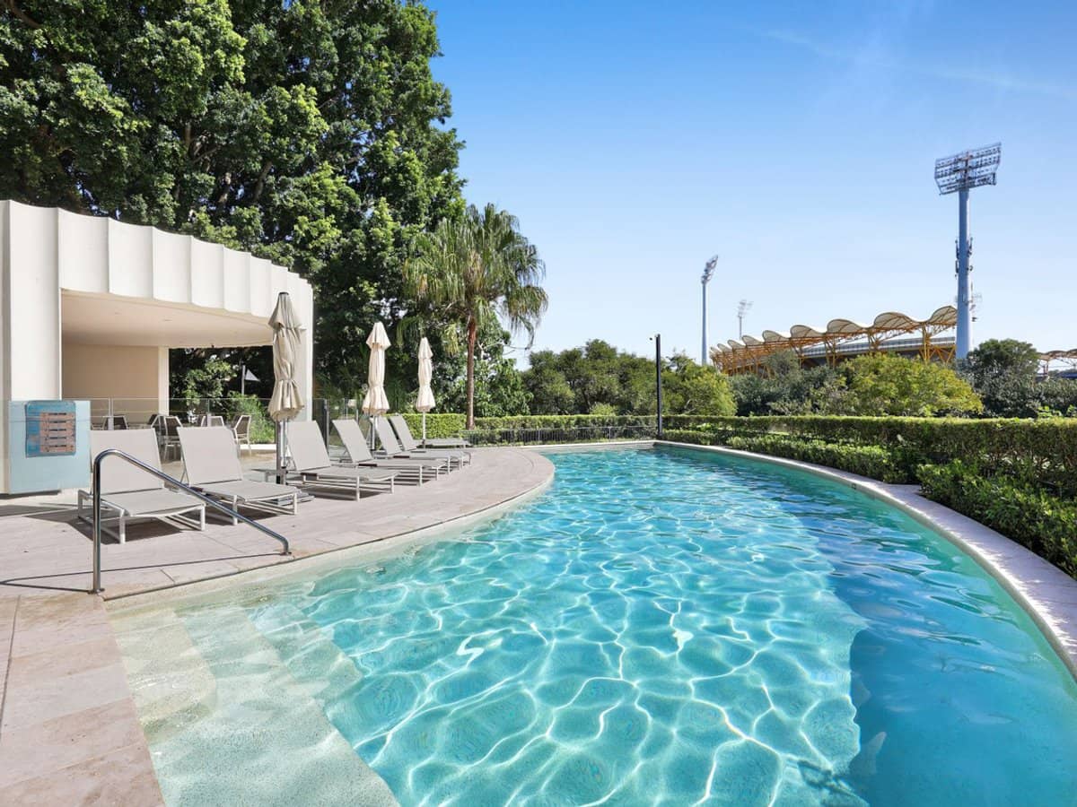 1 Marina Drive, Benowa - Thumbnail 11