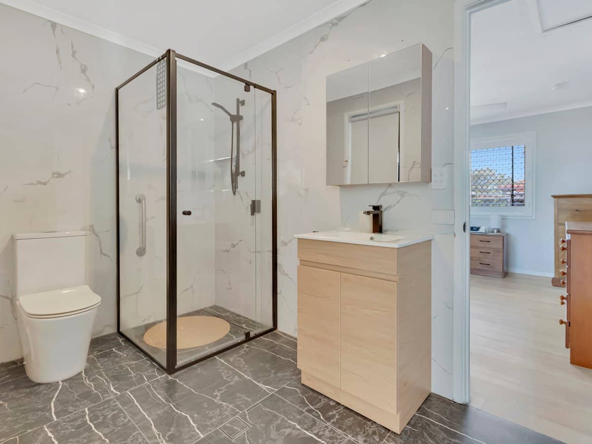 55 Government Road, LABRADOR - Thumbnail 10