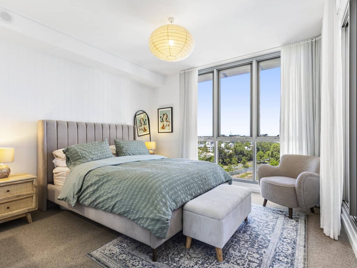 42 Laver Drive, ROBINA - Thumbnail 3