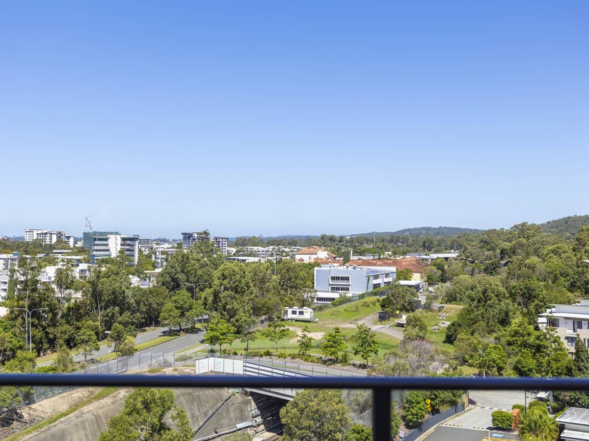 42 Laver Drive, ROBINA - Thumbnail 12