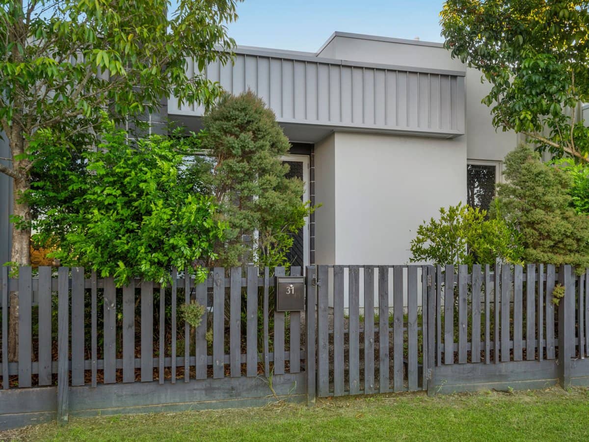 31 Basalt Drive, YARRABILBA - Thumbnail 3