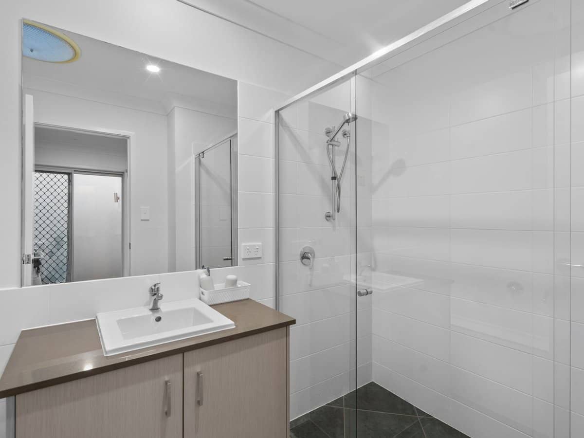 31 Basalt Drive, YARRABILBA - Thumbnail 7