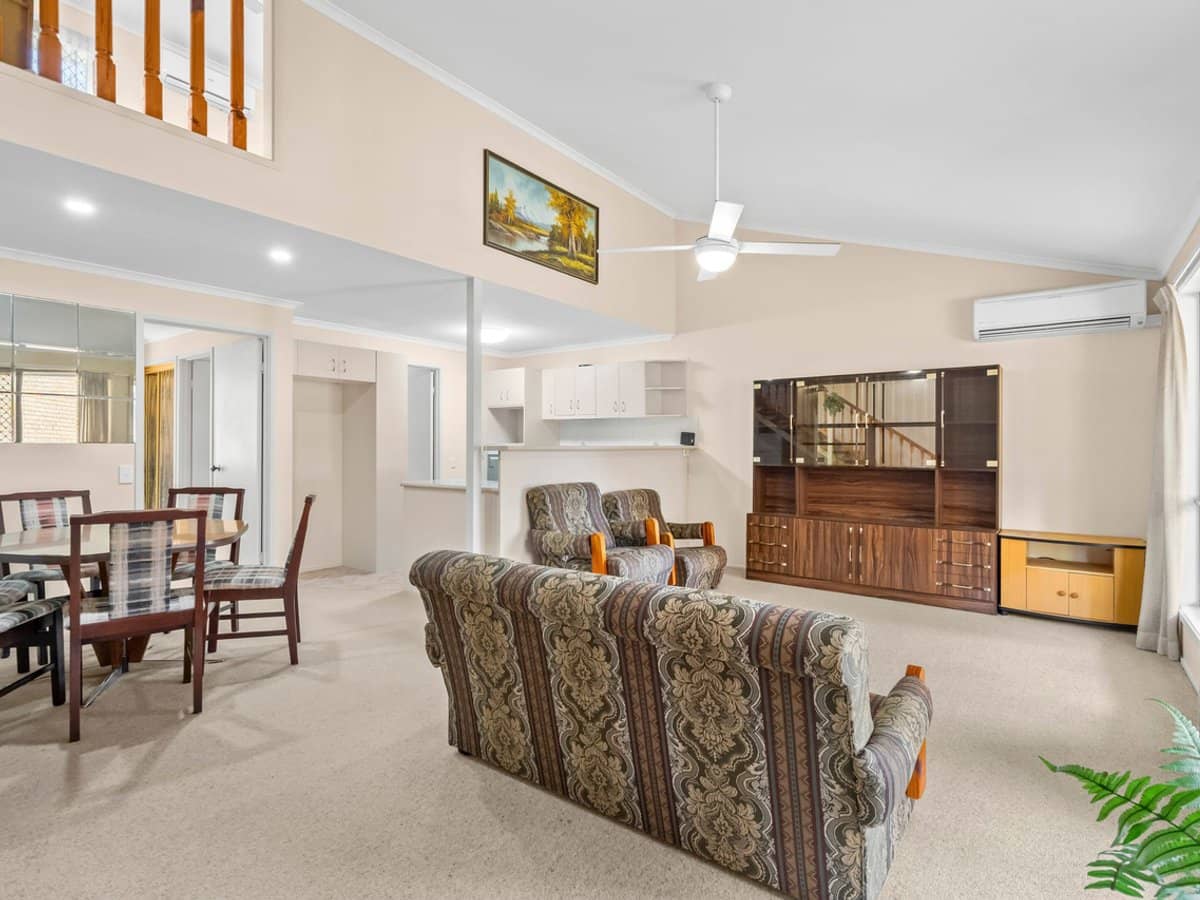 30 Sportsman Avenue, MERMAID BEACH - Thumbnail 5