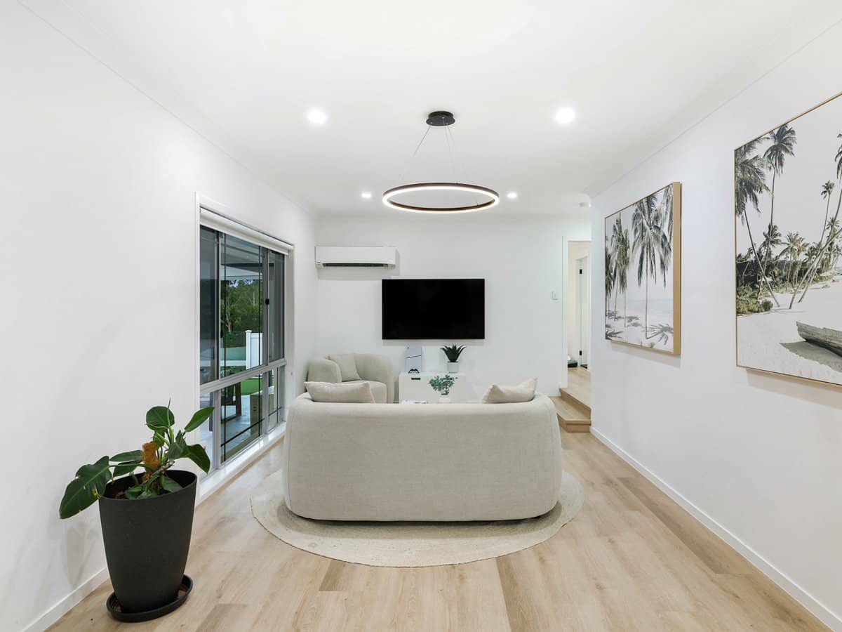 25 Aylesham Drive, BONOGIN - Thumbnail 17