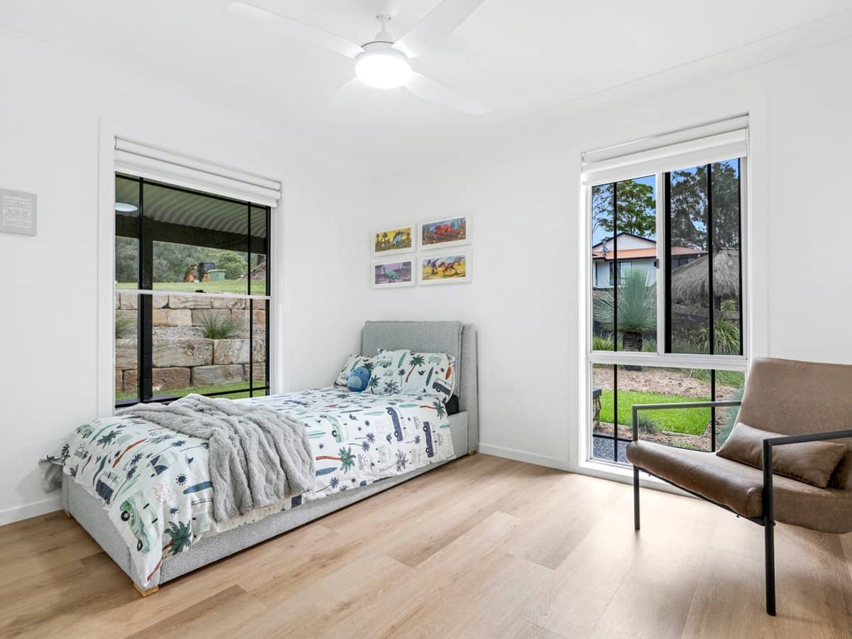 25 Aylesham Drive, BONOGIN - Thumbnail 24