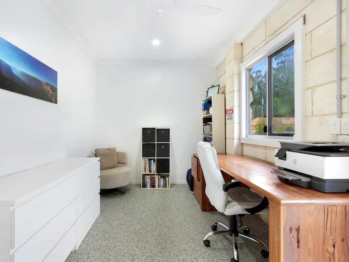 25 Aylesham Drive, BONOGIN - Thumbnail 26