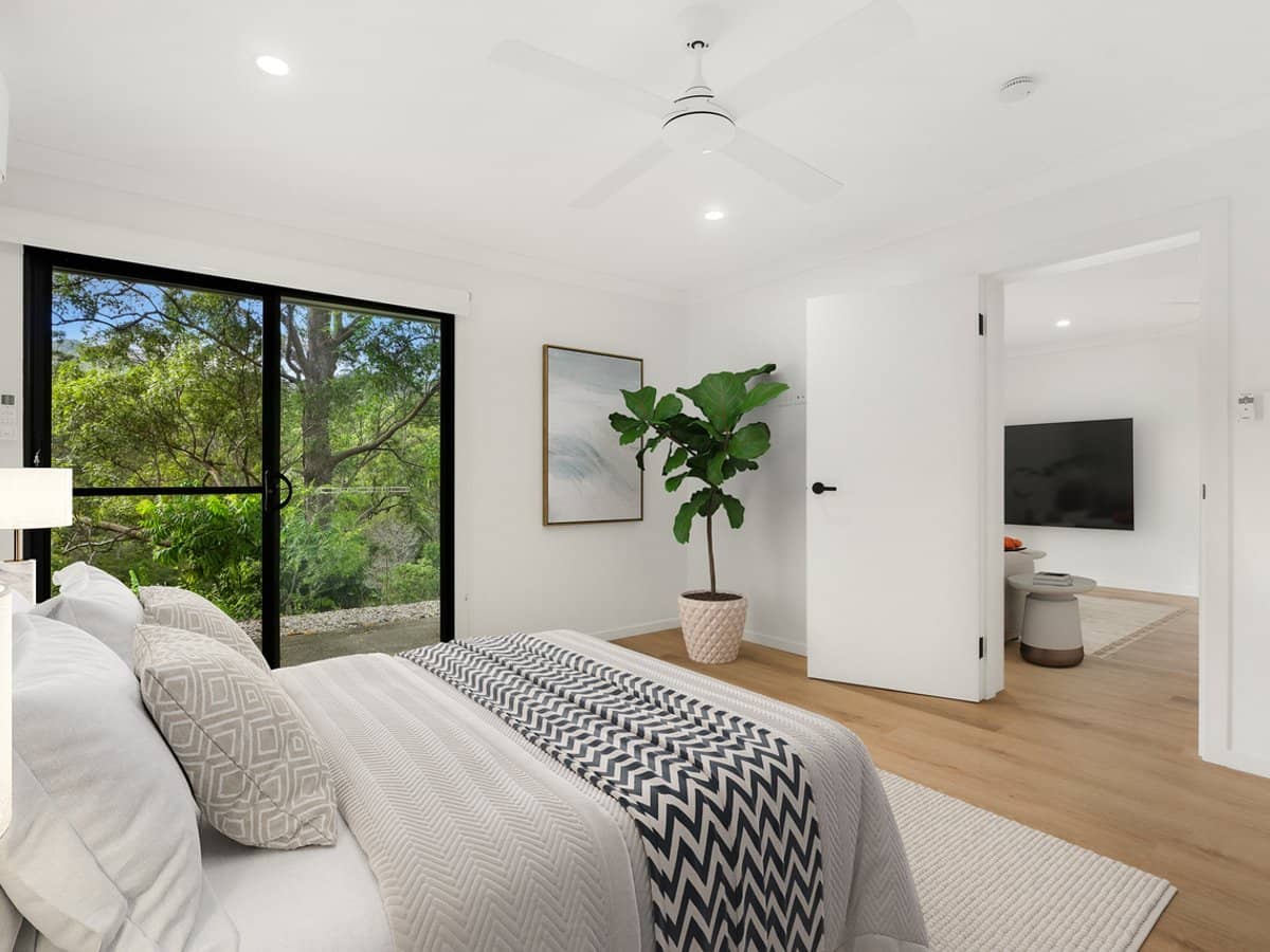 25 Aylesham Drive, BONOGIN - Thumbnail 34