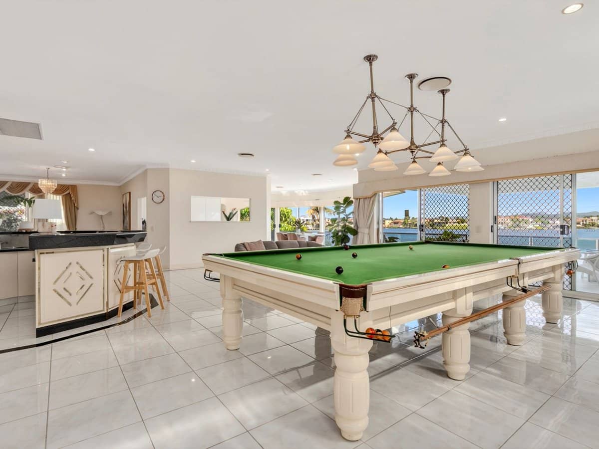 23 San Simeon Drive, Clear Island Waters - Thumbnail 9