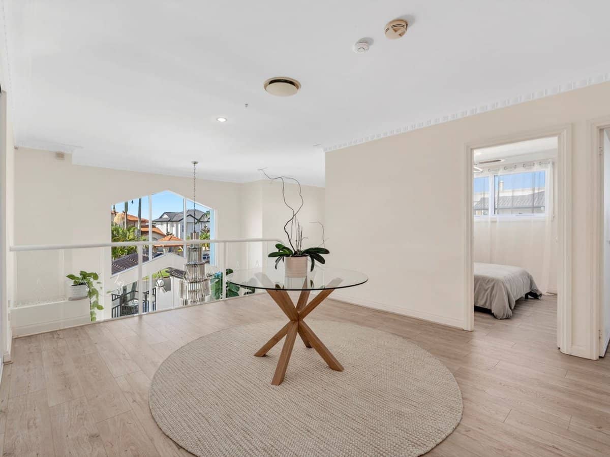 23 San Simeon Drive, Clear Island Waters - Thumbnail 10