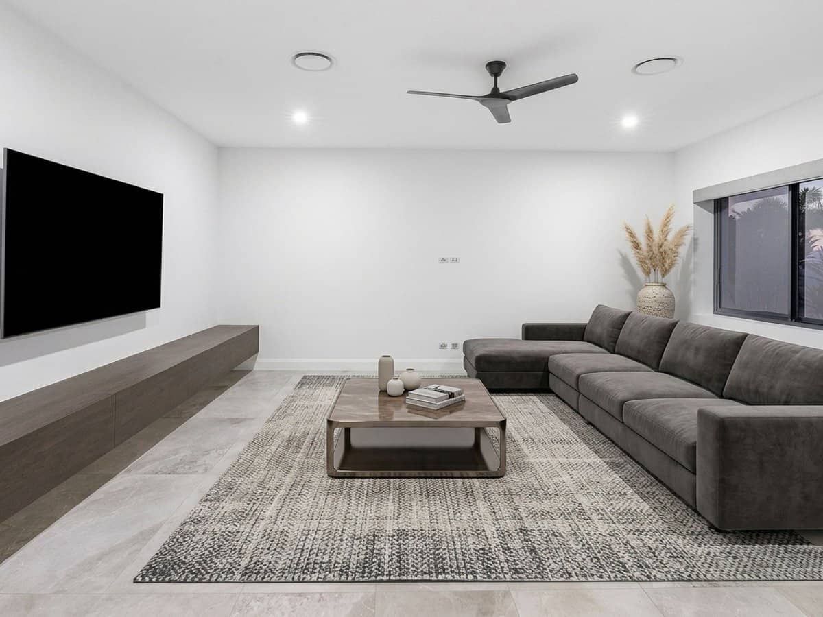 125 Sir Bruce Small Boulevard, Benowa Waters - Thumbnail 10