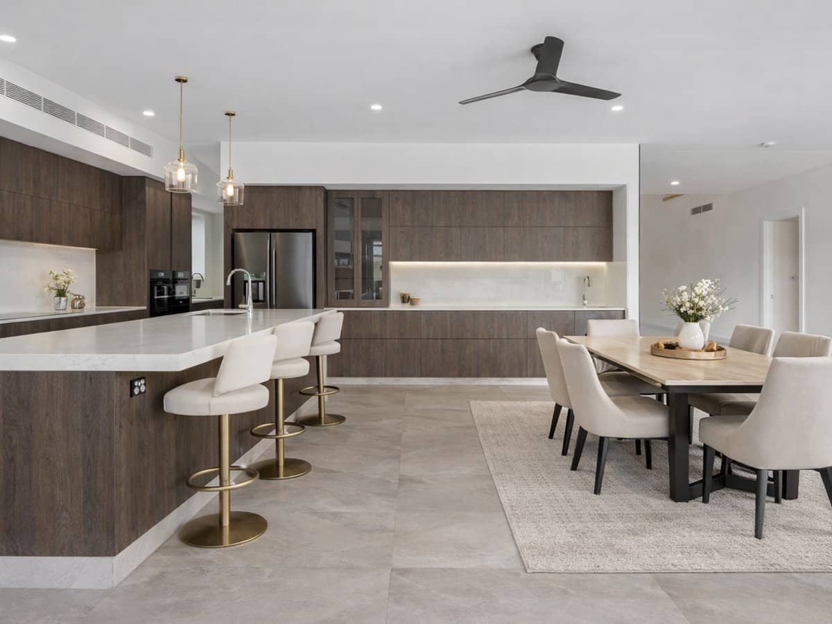 125 Sir Bruce Small Boulevard, Benowa Waters - Thumbnail 15