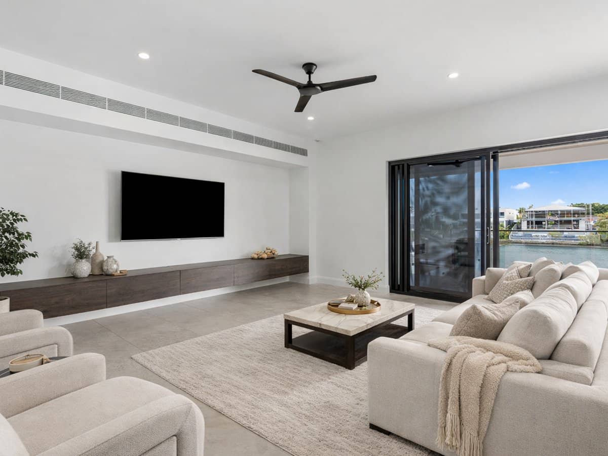 125 Sir Bruce Small Boulevard, Benowa Waters - Thumbnail 16