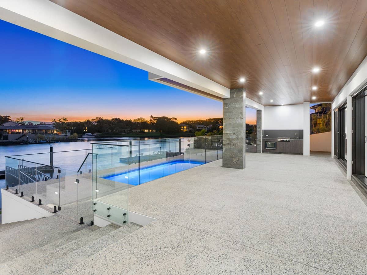 125 Sir Bruce Small Boulevard, Benowa Waters - Thumbnail 17