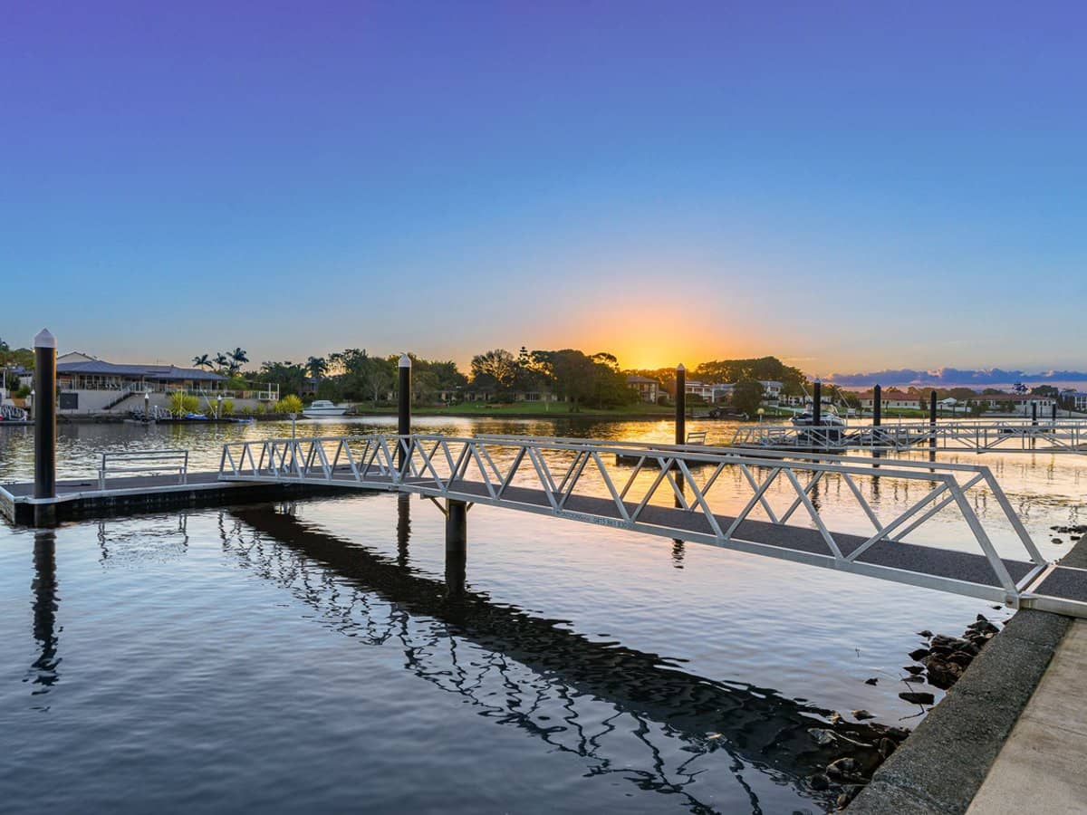 125 Sir Bruce Small Boulevard, Benowa Waters - Thumbnail 19