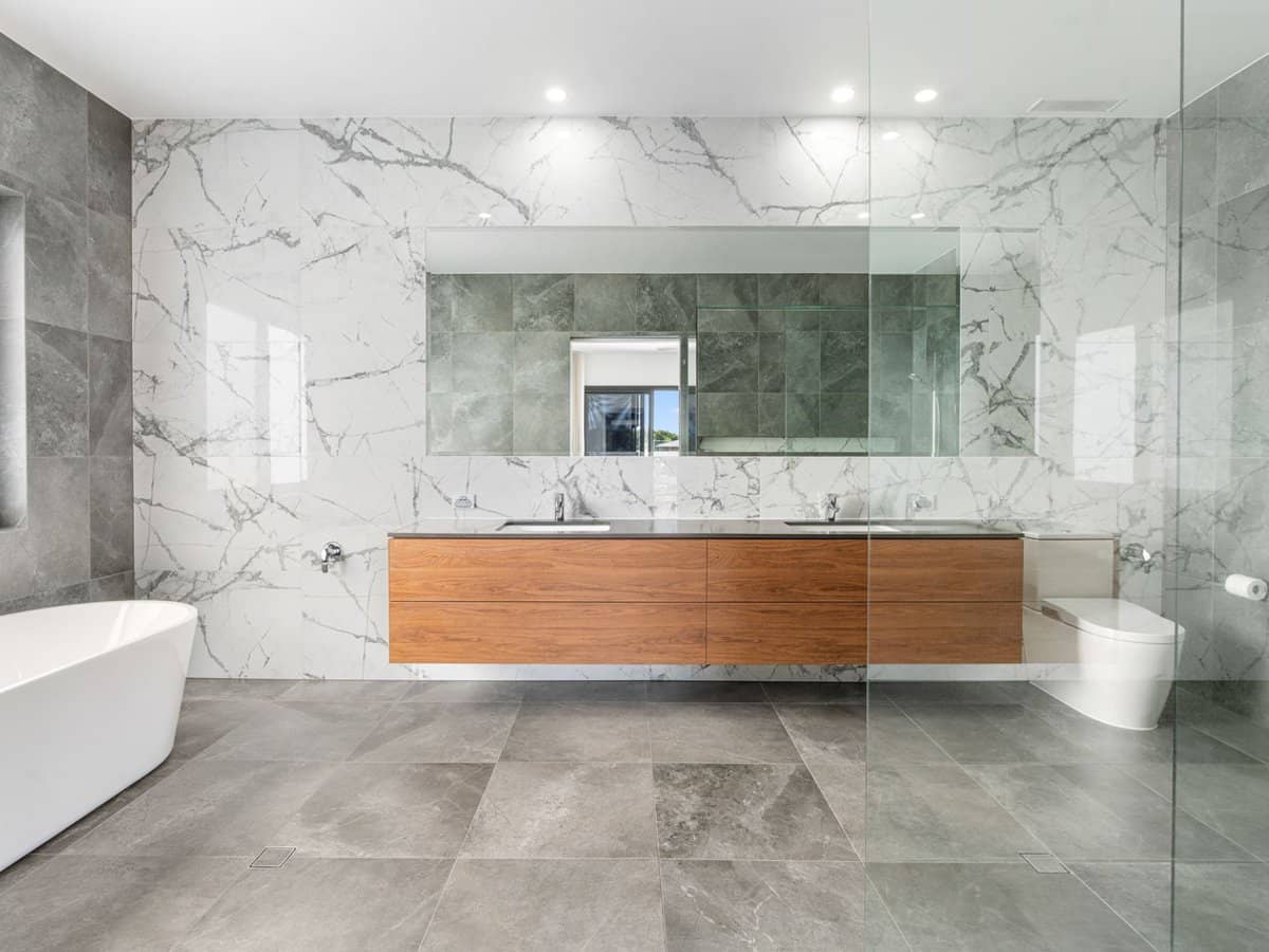 125 Sir Bruce Small Boulevard, Benowa Waters - Thumbnail 23