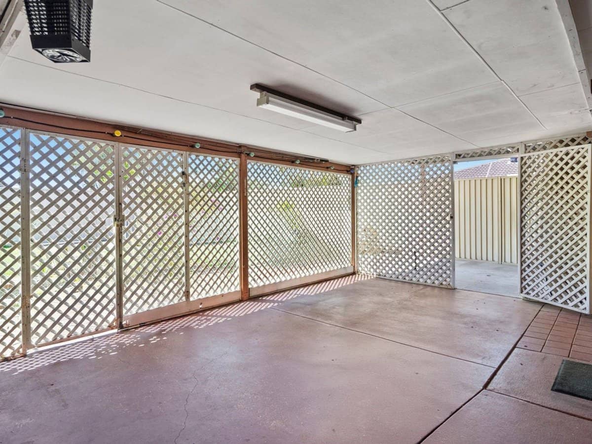 11 Lakefield Crescent, PARADISE POINT - Thumbnail 12