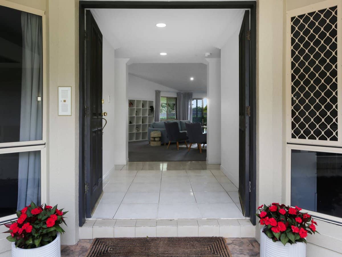 16 Collingwood Avenue, Robina - Thumbnail 2