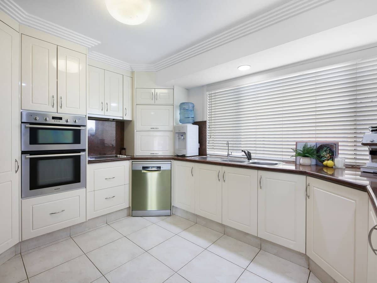 16 Collingwood Avenue, Robina - Thumbnail 8