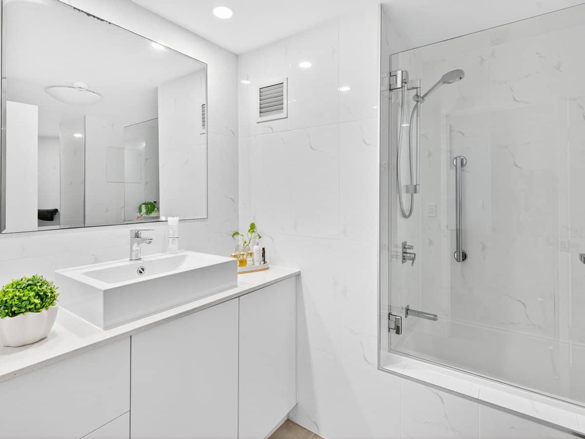 2890 Gold Coast Highway, SURFERS PARADISE - Thumbnail 17